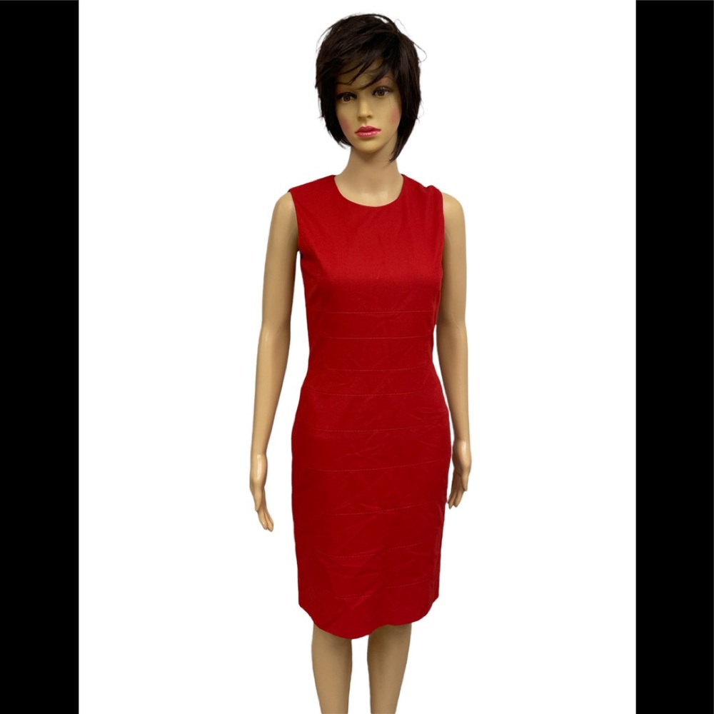 Slim Fitted sleeveless Mini Dress